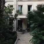 Chambre Louix Champs Elysees